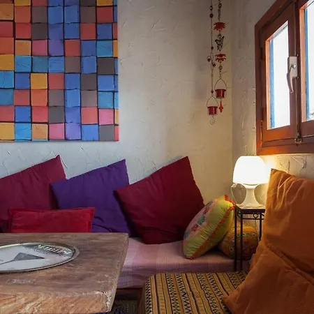 La Casita Azul